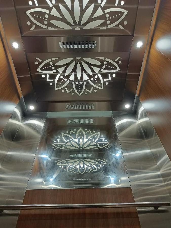 Hotel Essence Vellore Bagian luar foto