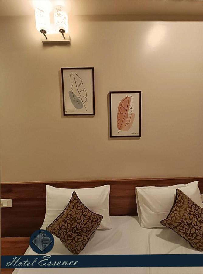 Hotel Essence Vellore Bagian luar foto