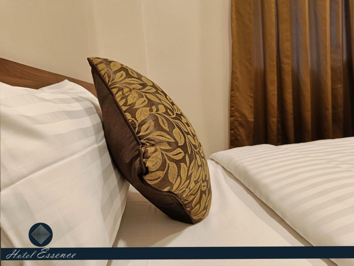 Hotel Essence Vellore Bagian luar foto