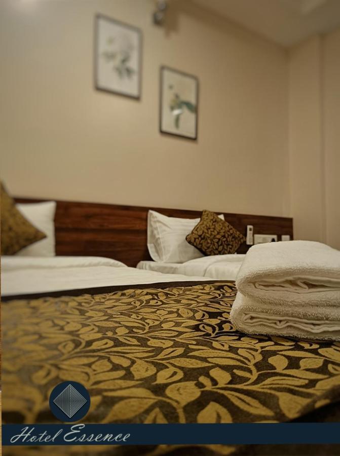 Hotel Essence Vellore Bagian luar foto