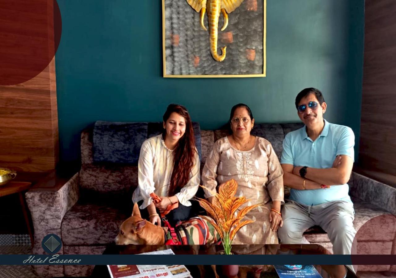 Hotel Essence Vellore Bagian luar foto