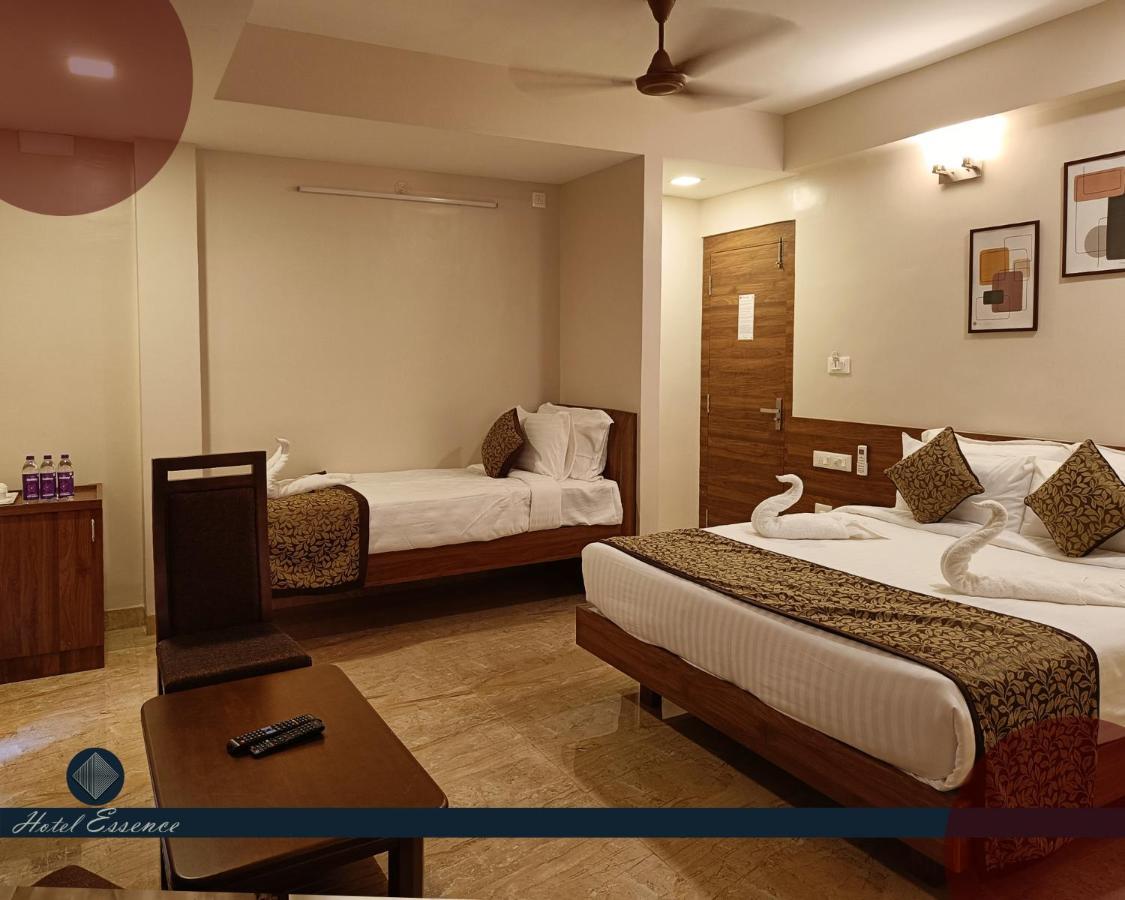 Hotel Essence Vellore Bagian luar foto